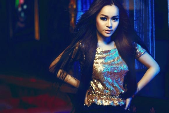Đã từ rất lâu, Vũ Hạnh Nguyên không có sản phẩm nào nổi bật.