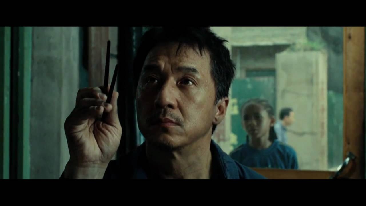 Thanh Long bat ruoi trong 