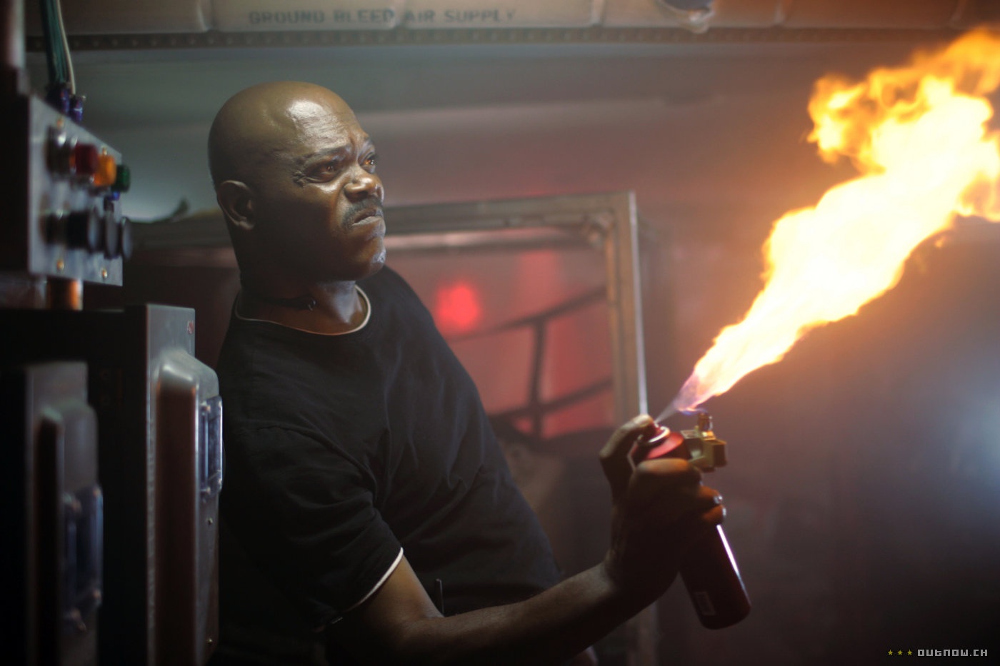 Samuel L. Jackson là một diễn viên thú vị, nhưng không có nhiều sự đa dạng trong các vai diễn. Pulp Fiction, Jackie Brown, Snakes on a Plane, hay như nhân vật Nick Fury trong các phim siêu anh hùng của Marvel biến nam diễn viên da màu vào các vai có cá tính na ná như nhau.