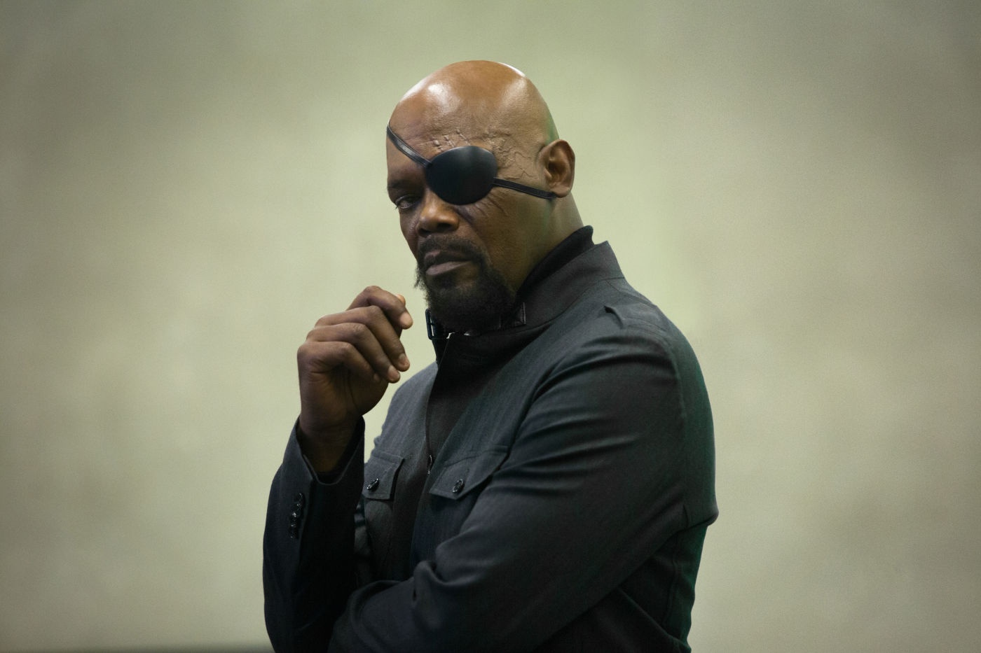 Thi thoảng, Samuel L. Jackson cũng cố gắng thay đổi một chút, qua những Star Wars, Black Snake Moan hay Django Unchained. Nhưng không thể phủ nhận, khán giả yêu thích kiểu nhân vật nói nhiều, trông ngầu ngầu, nhưng lại khá hài hước đã gắn liền với tên tuổi ông suốt bấy lâu nay.