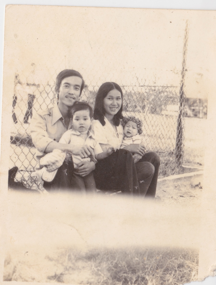 Trong các đêm minishow, ngoài những ca khúc mới, The Men thường xuyên được khán giả yêu cầu trình diễn lại những ca khúc từng làm nên tên tuổi nhóm như: Nếu là anh, Chia tay không lý do, Làm sao buông tay.