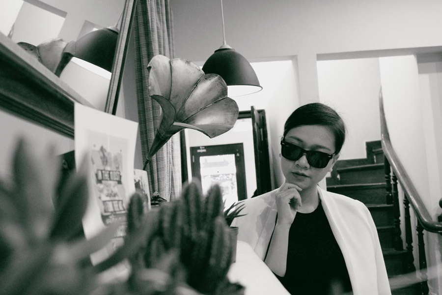 Hiện giờ bộ phim “Trả giá do Băng Di thủ vai chính đang được fan điện ảnh quan tâm qua sóng kênh truyền hình Let’s Việt. Bên cạnh việc đi hát, Băng Di đang chuẩn bị tiếp cho một bộ phim mới dài 30 tập.