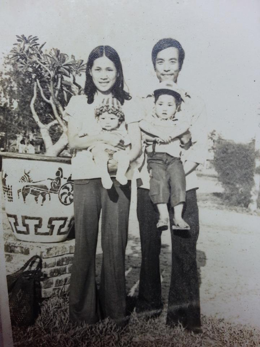 Hiện tại, The Men đang thực hiện chuyến lưu diễn xuyên Việt để quảng bá cho những ca khúc nằm trong album vol 4 như: Khoảng trống để lại, Nụ cười đắng, Sẽ không buông tay, Mong em quay về. 