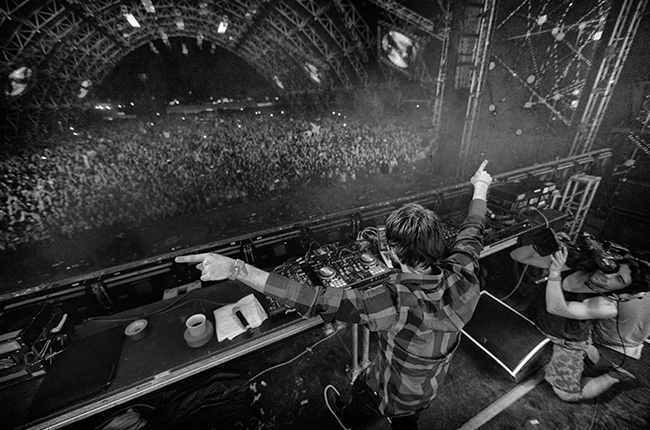 Chàng DJ Zedd của Clarity đã có hai đêm diễn liên tiếp.