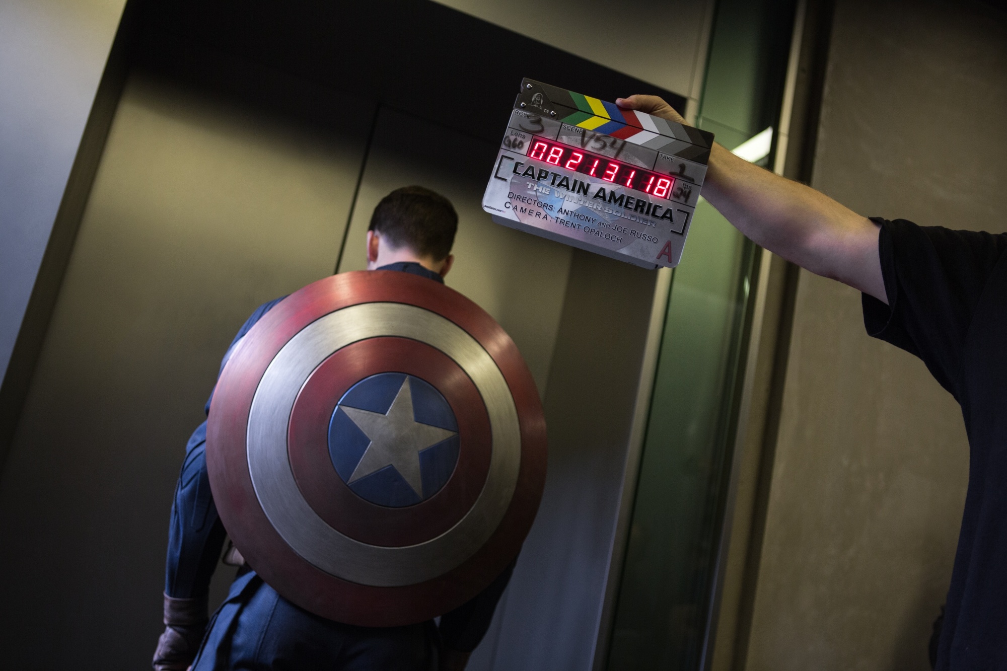 Captain America da biet so Batman va Superman? hinh anh