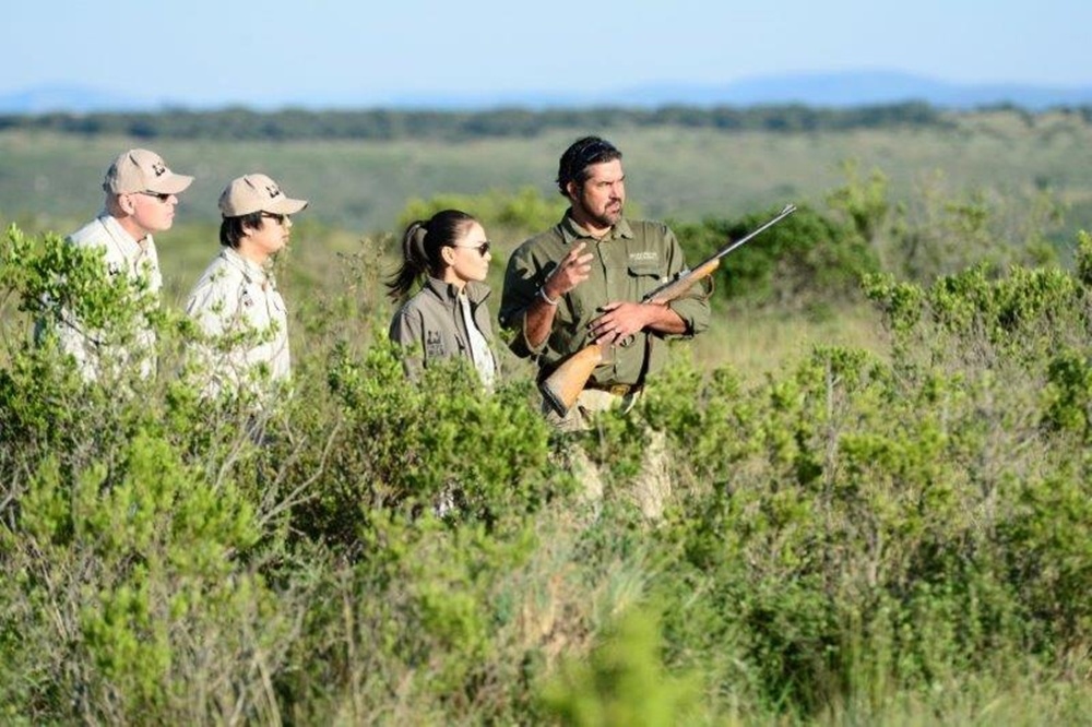 Hiện tại, Thu Minh đã có mặt Praha (CH Séc) để nghỉ dưỡng và kết hợp thực hiện một số dự án âm nhạc nên sẽ tiếp tục vắng mặt tại Việt Nam cho đến ngày 21/5 ạ.