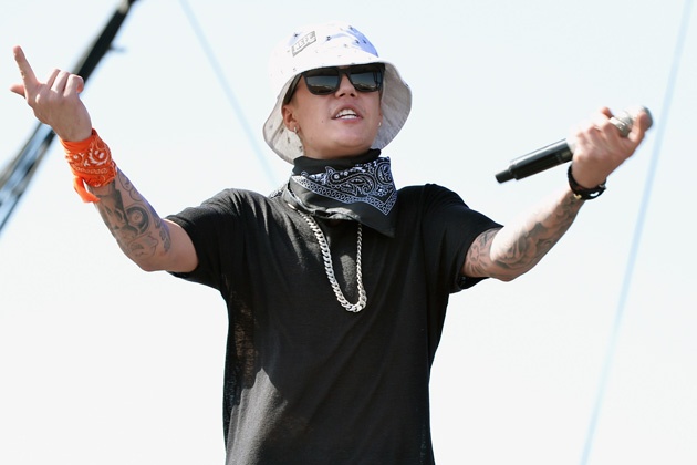 Justin Bieber khoe ban thu ca khuc moi tren Twitter hinh anh