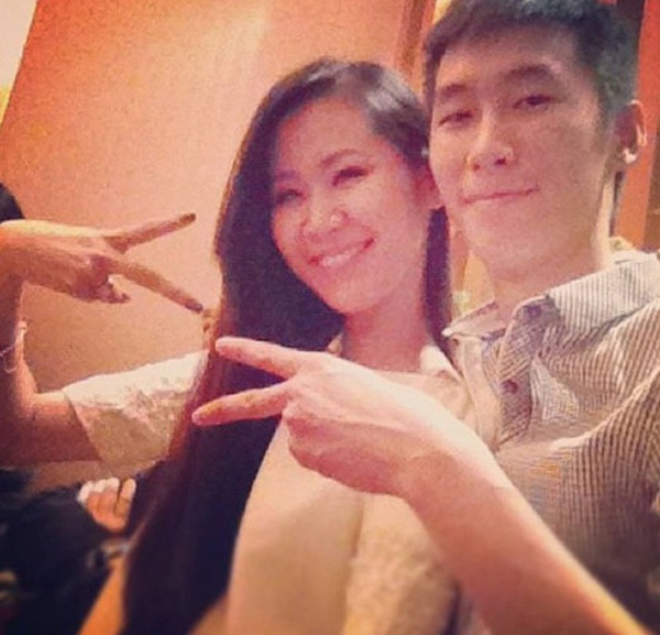 Cậu em trai sinh năm 1992 Đức Anh là sinh viên của chuyên ngành thương mại tại Canada. Hai chị em Đức Anh – Thùy Linh khá hợp nhau trong cuộc sống dù khoảng cách địa lý.