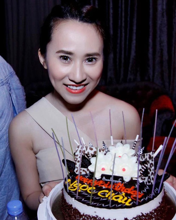 Trước liveshow kỷ niệm 9 năm của nhóm, Ngọc Châu lên xe hoa với chú rể Hữu Trí – một người bạn của Thu Ngọc. Cô là thành viên Mây Trắng đầu tiên lên xe hoa nhưng chưa được bao lâu thì ly dị. Hiện tại Ngọc Châu làm chủ một cửa hàng kinh doanh thời trang. 