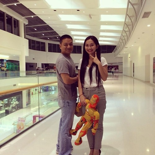 Sau cuộc hôn nhân đổ vỡ với DJ Phong gây nhiều đau khổ, cuối cùng nữ diễn viên Kim Hiền cũng tìm thấy bờ vai mới. 