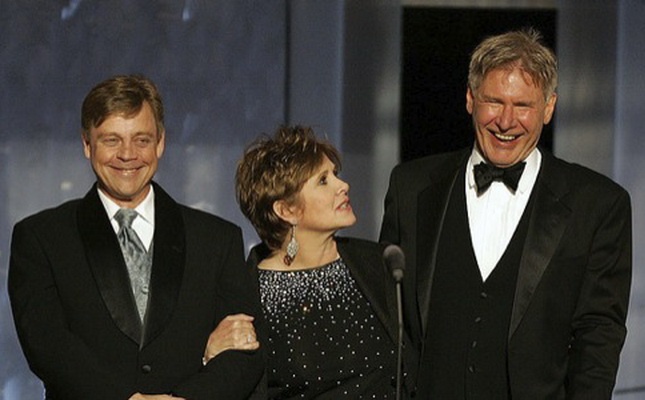 Dan dien vien bom tan ‘Chien tranh giua cac vi sao 7' lo mat hinh anh