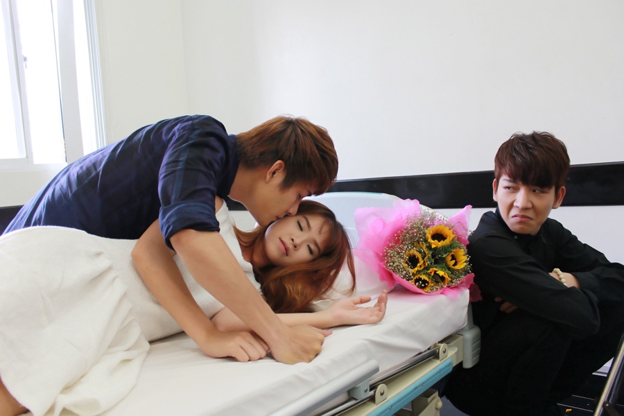 MV Buong tay hinh anh