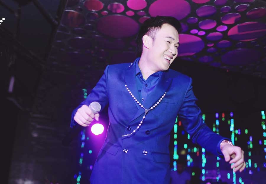 Trình diễn tại Vịnh Hạ Long cũng là dịp giúp Dương Triệu Vũ giới thiệu MV Xoá sắp phát hành của anh.