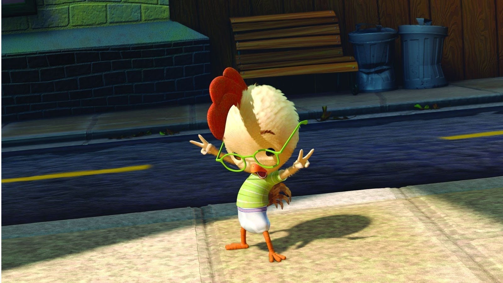 Trên chuyên trang điện ảnh Rotten Tomatoes, bộ phim của hãng Disney hiện có điểm số bình chọn thấp nhất là Chú gà siêu quậy (Chicken Little), chỉ được 36%.