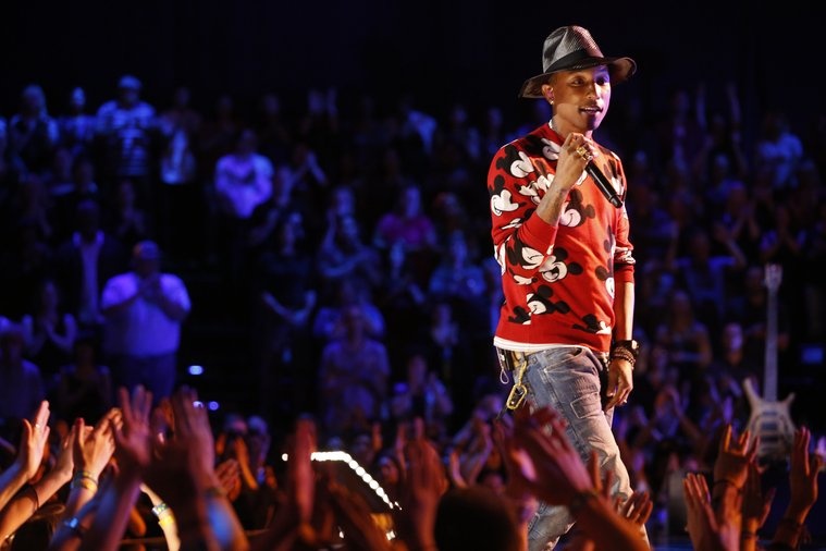 Pharrell Williams - Come Get It Bae hinh anh