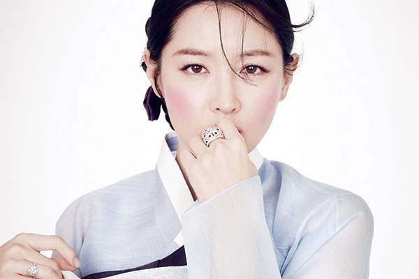 Lee Young Ae lap lung voi 'Dae Jang Geum 2' hinh anh
