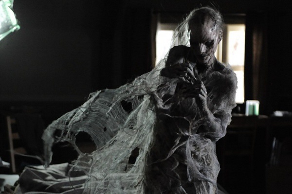 Trailer phim kinh di 'Nha ma' hinh anh