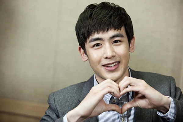 Nichkhun nguong ngung khi duoc hoi ve Tiffany hinh anh