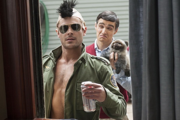 Phim hai cua Zac Efron cuop ngoi phong ve tu 'Sieu nhen 2' hinh anh