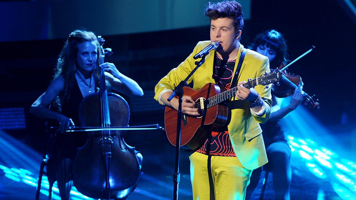 Alex Preston - Stay hinh anh