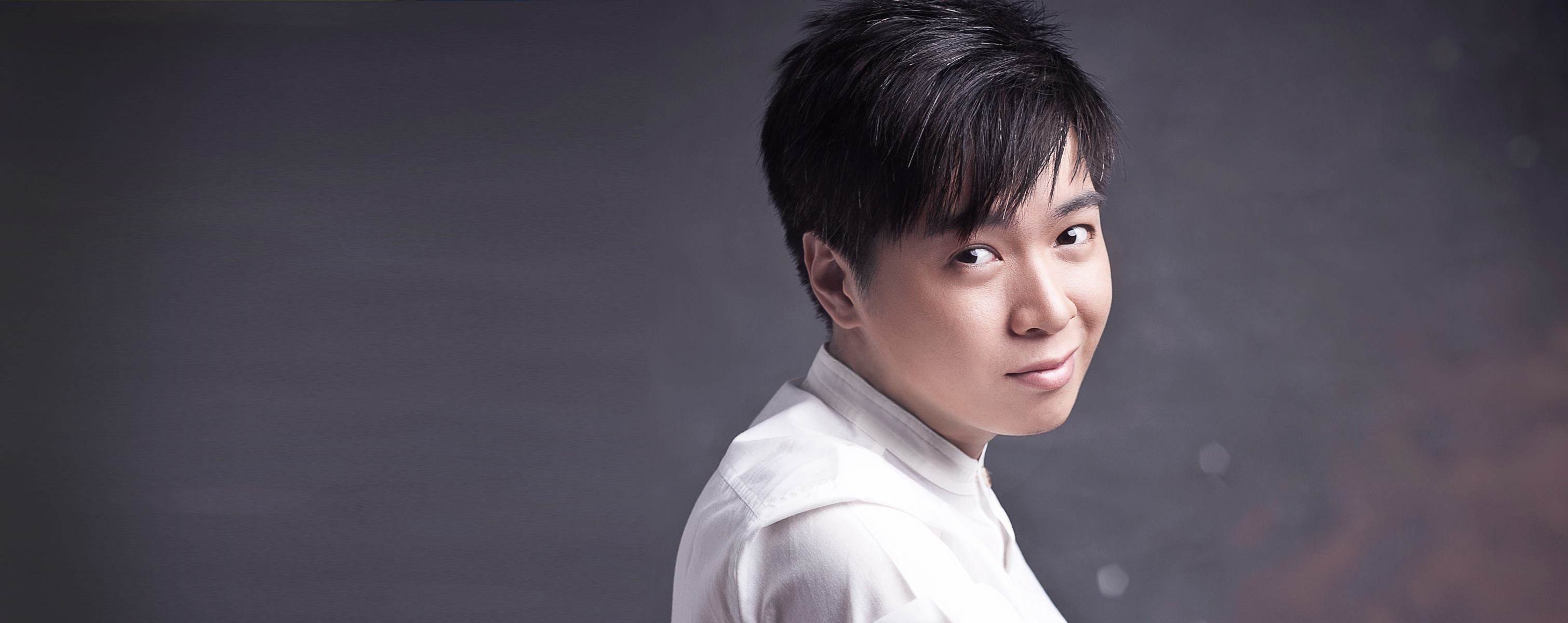 Với Bốn chữ lắm, Phạm Toàn Thắng tiếp tục khẳng định mình trong vai trò của một nhạc sĩ.