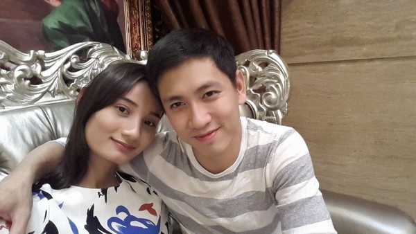 Mặc dù là ca sĩ nhưng Đỗ Khải An không có cuộc sống sung túc, Lê Thúy thừa nhận bạn trai cô không phải đại gia lắm tiền nhiều của. Anh cũng không phải ca sĩ nhiều tiếng tăm, kể từ khi yêu Lê Thúy, Đỗ Khải An được khán giả nước nhà biết đến nhiều hơn.