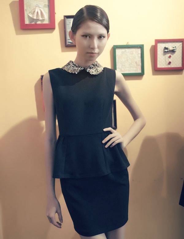 Chân dài mảnh mai của Vietnam’s Next Top mùa 2 khá kín tiếng trong chuyện tình cảm. Người yêu cô là nhiếp ảnh gia Tang Tang chuyên làm việc với các tạp chí thời trang. Cặp đôi đã hẹn hò nhau được 5 năm nhưng hiếm khi Thùy Dương khoe người yêu với báo giới. Chân dài tiết lộ cô và Tang Tang quen nhau khi anh đang là một nhiếp ảnh gia bình thường cho báo mạng. 