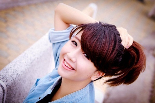 Quynh Anh Shyn khoe kha nang truot patin dieu luyen hinh anh