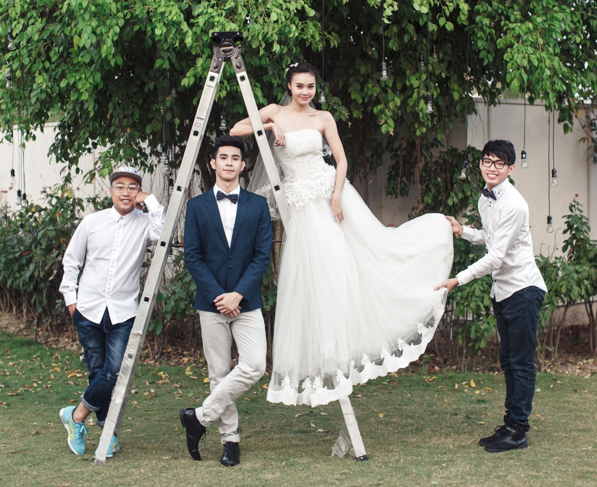 Hồ Vĩnh Khoa quyết định mời Lan Ngọc vì gương mặt trong sáng, vui tươi của Ngọc rất phù hợp với tinh thần của MV.