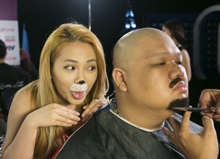 Đến với nhân vật lần này, Vương Khang cho biết chất giọng của Cee Lo Green rất đặc biệt, mang đặc trưng của nhạc Blue Jazz. 