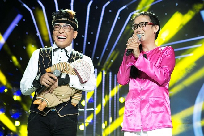 Không chỉ thành công trong việc thể hiện sự rụt rè, bỡ ngỡ của Phương Mỹ Chi lần đầu trình diễn ở sân khấu lớn The Voice Kids, Minh Thuận còn khiến mọi người bất ngờ và thích thú khi bắt chước cả việc hát quên lời của chị Bảy. Mỹ Linh đã cho anh điểm 11 vì nể phục sự tỉ mỉ trong phần trình diễn này. Tổng điểm số mà Minh Thuận nhận được là 33 điểm, đứng vị trí thứ 2.