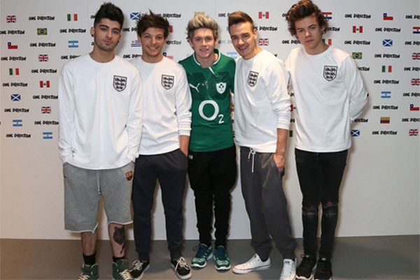 One Direction duoc fan ung ho bang anh nong hinh anh