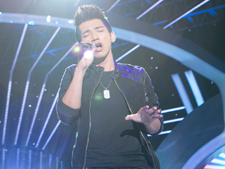 Hoai Linh chao thua khi Mai Quoc Viet gia giong 9 ca si hinh anh