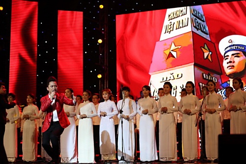 Noi dao xa - Tung Duong hinh anh