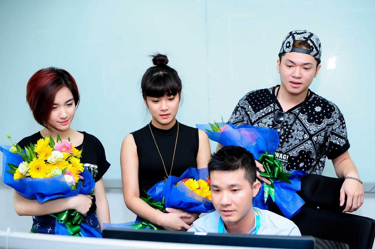 Cho nguoi noi ay -  top 3 Hoc vien ngoi sao hinh anh