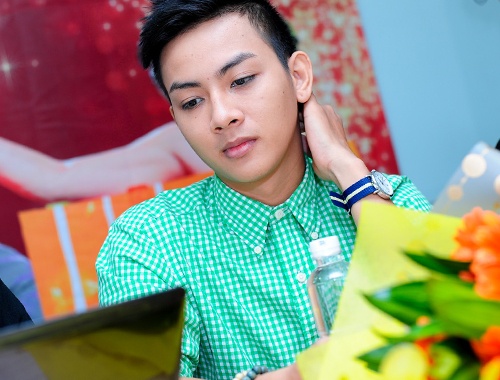 Hoai Lam: 'Ba me toi khong chanh long voi bo nuoi' hinh anh
