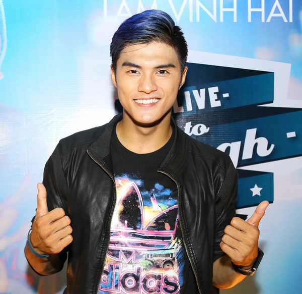 Lâm Vinh Hải: 23 tuổi. Chàng vũ công ruột của Mỹ Tâm – quán quân Thử thách cùng bước nhảy 2012 Lâm Vinh Hải cũng gây bất ngờ và tiếc nuối cho fan nữ khi anh hé lộ đã có vợ con đề huề. 