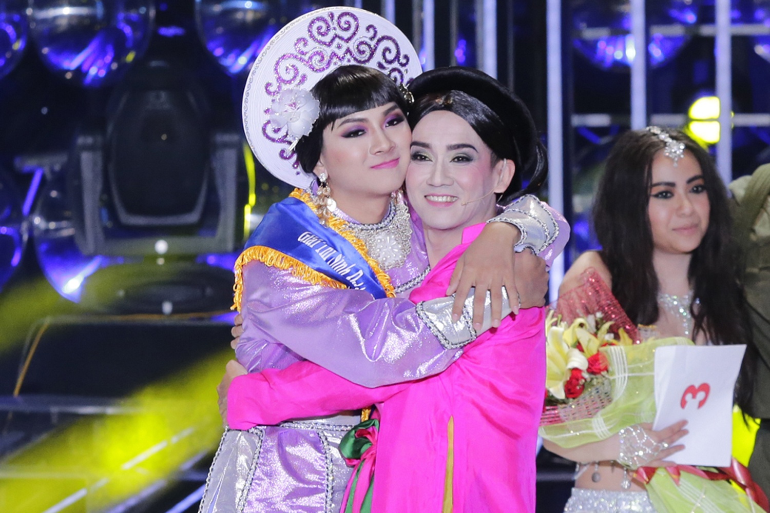 Fan tiec nuoi khi Minh Thuan thua Hoai Lam hinh anh