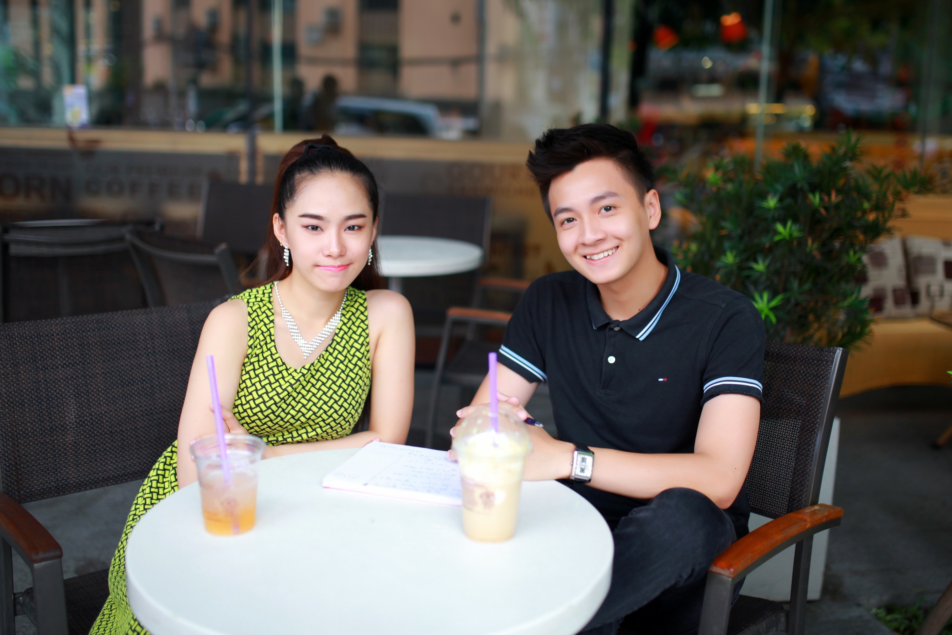 Theo lời nhạc sĩ Khánh Đơn thì đây là một câu thơ anh đọc được và rất tâm đắc, thực trạng trong ca khúc về vấn đề yêu vội khá phổ biến hiện nay, vội đến nên vôị đi vì chưa tìm hiểu kĩ.