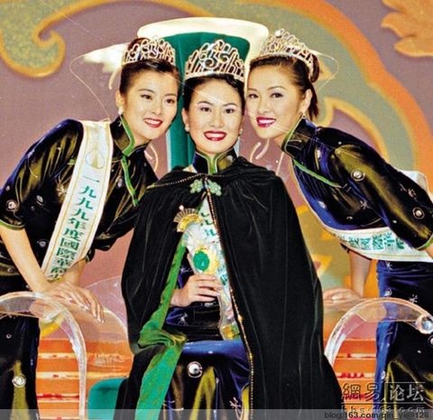 Nhung thang tram cua a hau TVB tu lap o My tu nam 14 tuoi hinh anh