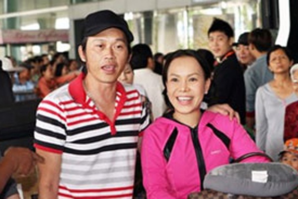 Nhung sao Viet binh dan voi chan tran, dep le hinh anh