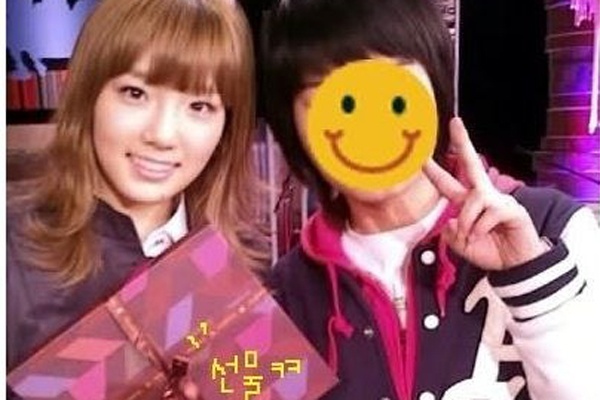 Nghi van Taeyeon (SNSD) phan chia cap do fan theo tien hinh anh