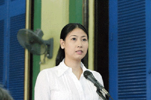 4 hoa hau Viet phai doi dien voi vanh mong ngua hinh anh