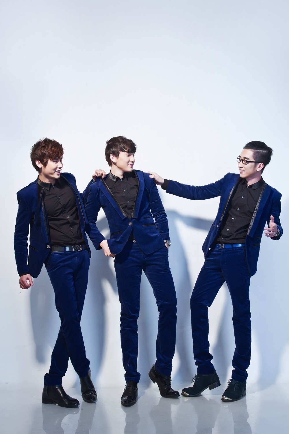 Tại cuộc thi Nhân tố bí ẩn X-Factor mùa đầu tiên này, Ayor đã mạnh dạn chọn cho mình hướng đi riêng. Trong khi các nhóm nhạc khác chọn phong cách âm nhạc trẻ trung, hiện đại, Ayor band lại chọn phong cách bán cổ điển. Đây là dòng nhạc khó và kén người nghe, nhưng bằng chính tài năng của mình, Ayor band đã chính phục các vị giám khảo của chương trình.