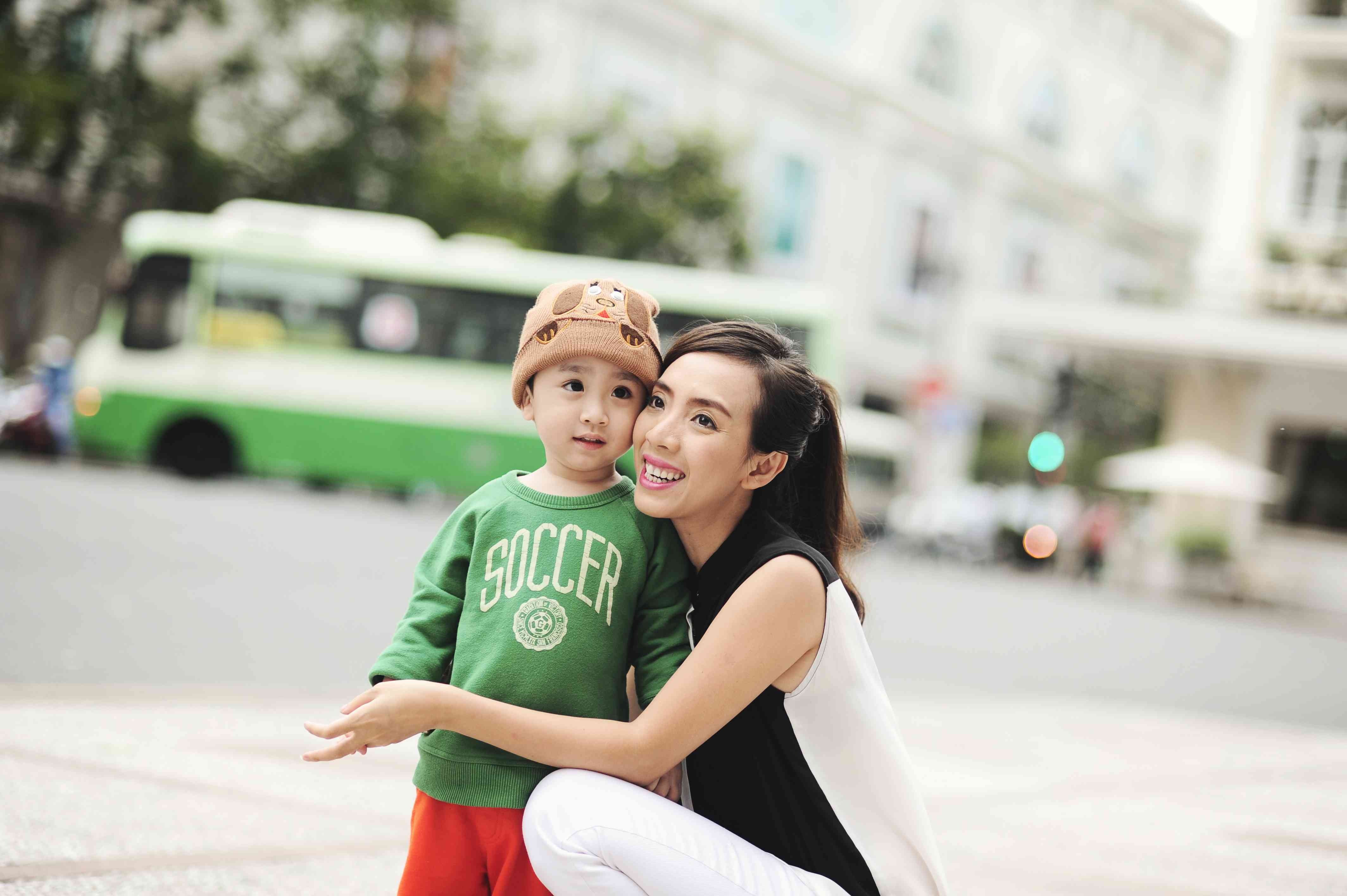 Hai vợ chồng thỏa thuận, các ngày trong tuần bận rộn như thế nào thì cuối tuần cũng phải dành một buổi dắt bé Andy đi siêu thị hay đi công viên cho bé thỏa thích vui đùa.