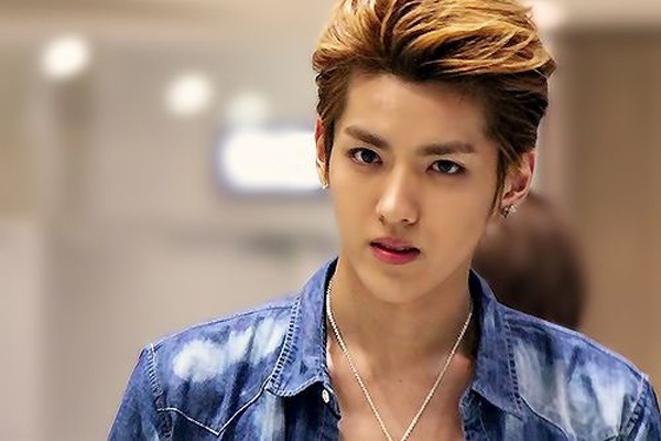 Kris (EXO) bi don cap ke nu dao dien 40 tuoi hinh anh