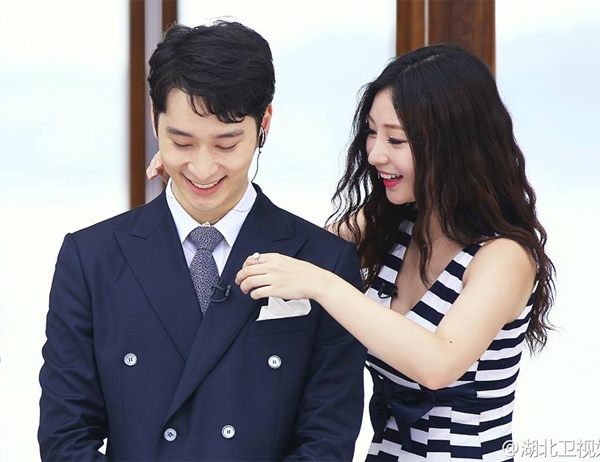 Hình ảnh 2 ngôi sao trong show If You Love.