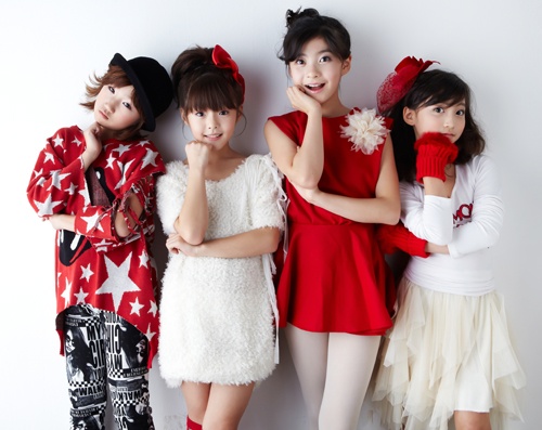 Nhóm Girl Story hầu hết các thành viên dưới 15 tuổi.