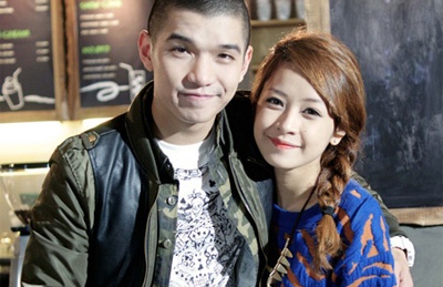Hot girl Viet ke khoc nguoi cuoi sau chia tay hinh anh