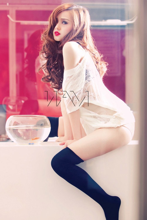 Bức ảnh đánh dấu sự lột xác đầy bất ngờ của hotgirl Tâm Tít.